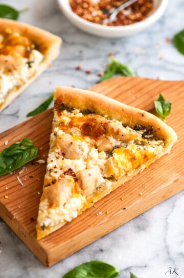 Five Cheese Garlic Chicken and Pesto Pizza - Aberdeen's Kitchen