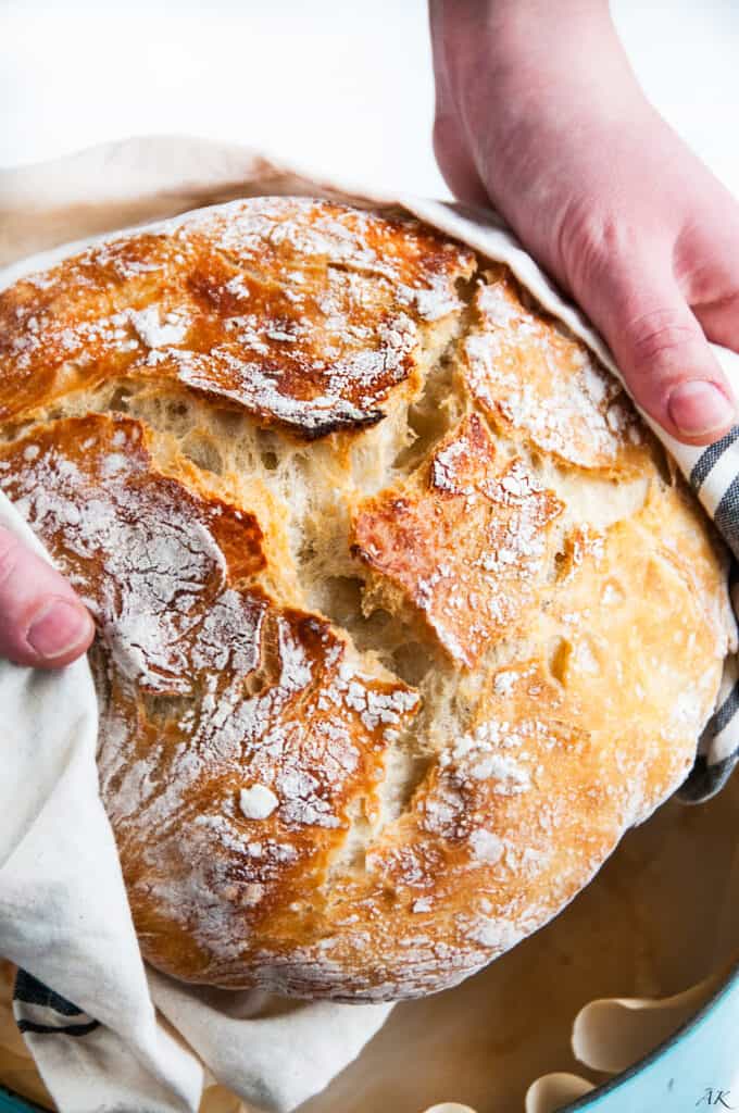 How to Control Bread Dough Temperature When Using the No-knead