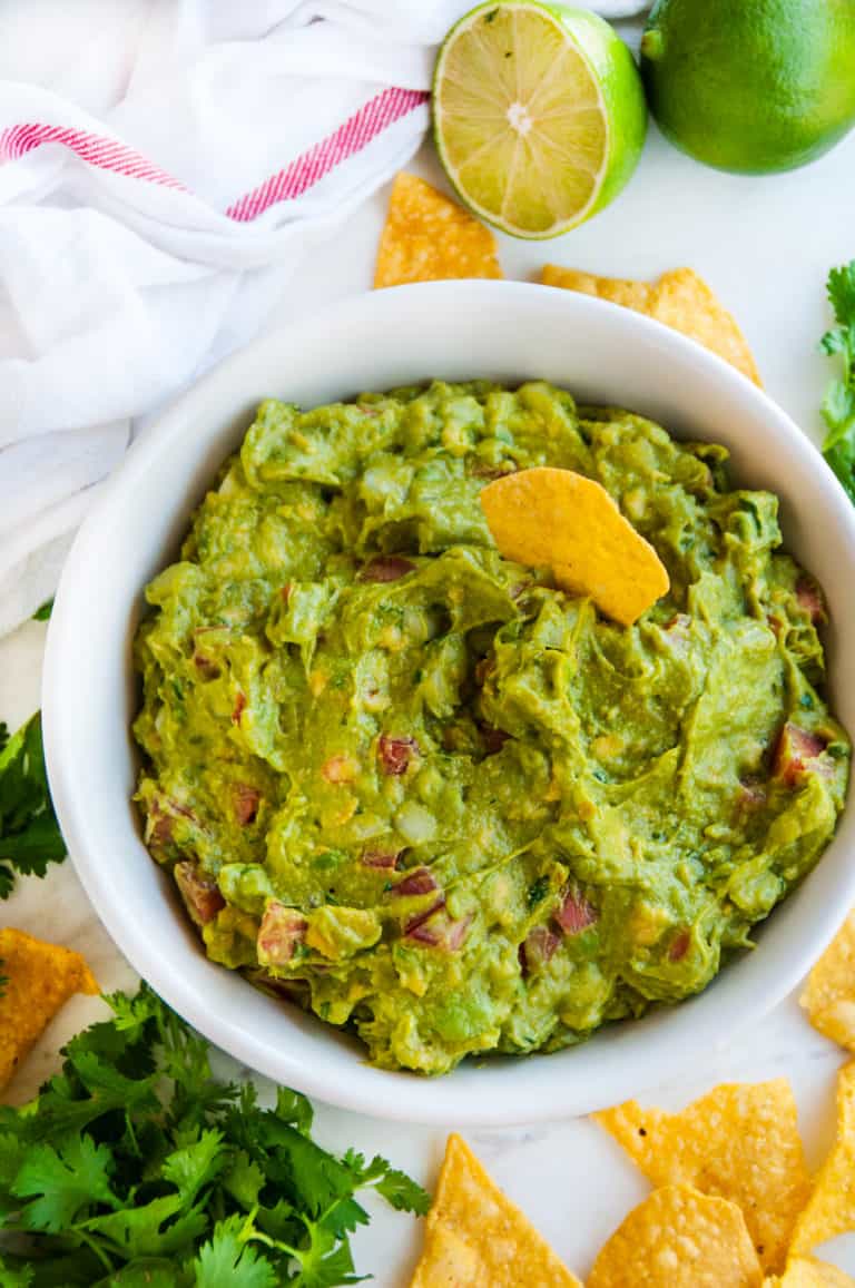 Quick and Easy Classic Guacamole - Aberdeen's Kitchen