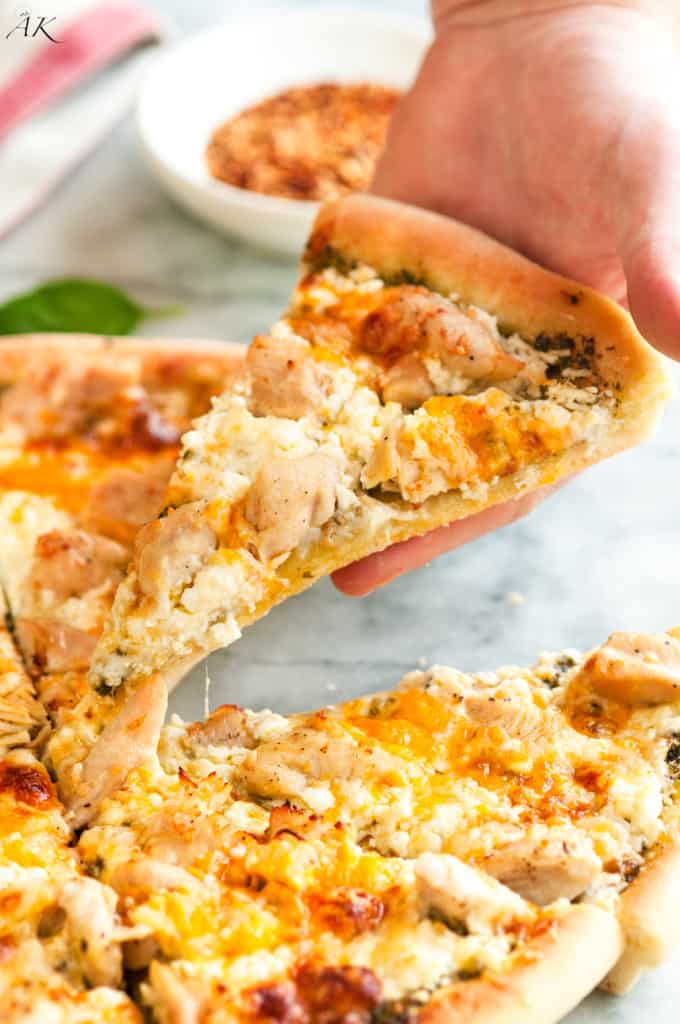 Five Cheese Garlic Chicken And Pesto Pizza Aberdeen S Kitchen