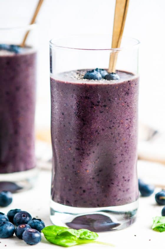 Blueberry Spinach Smoothie - Aberdeen's Kitchen