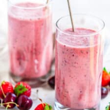 https://www.aberdeenskitchen.com/wp-content/uploads/2019/07/Summer-Cherry-Strawberry-Smoothie-3-225x225.jpg