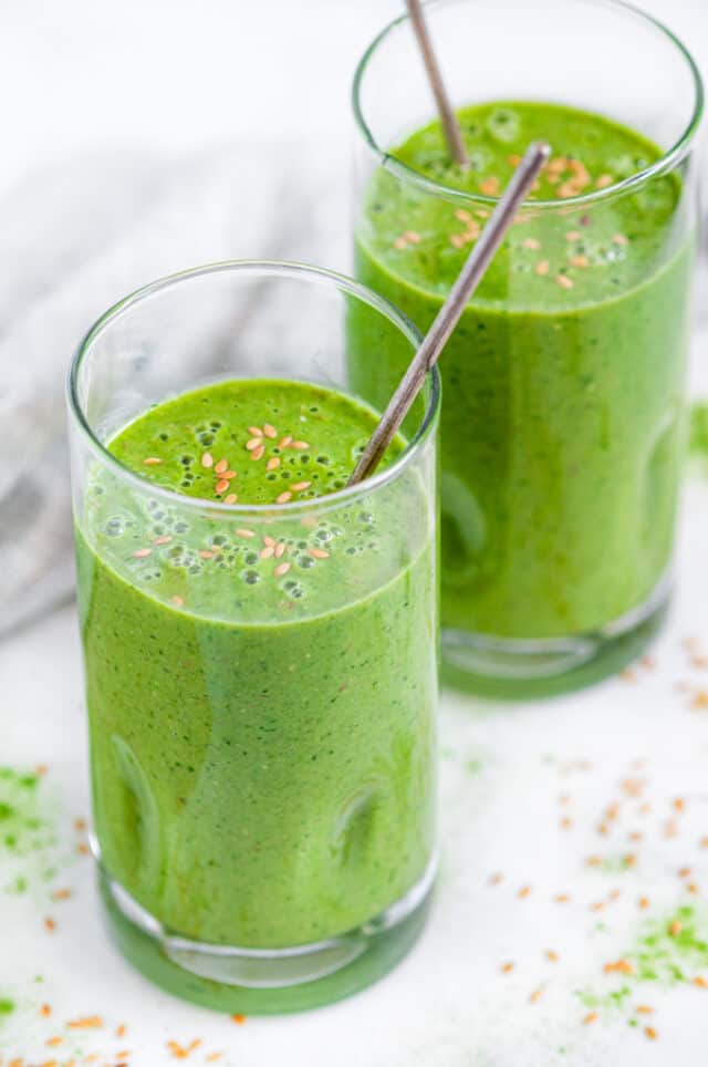 Green Tea Matcha Smoothie - Aberdeen's Kitchen