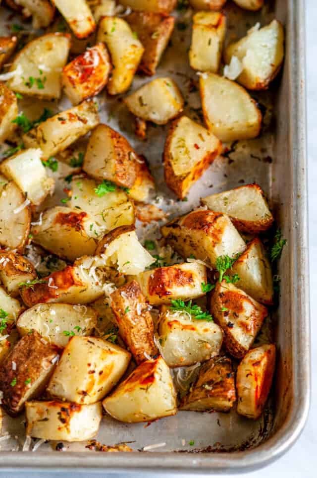 Parmesan Garlic Roasted Potatoes - Aberdeen's Kitchen