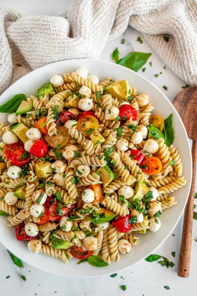 Caprese Pesto Pasta Salad - Aberdeen's Kitchen