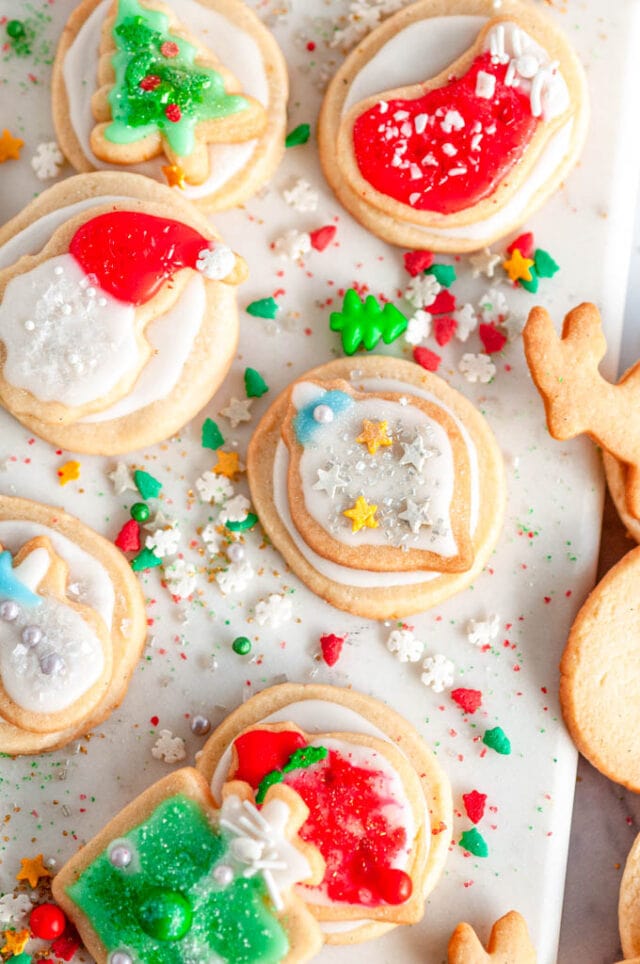 Holiday Sugar Cookies with Vanilla Icing - Aberdeen's Kitchen