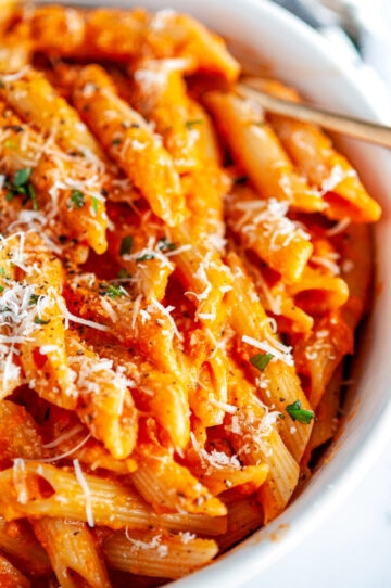 Easy Penne Alla Vodka - Aberdeen's Kitchen